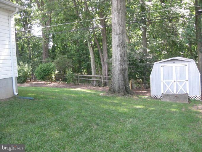 324 Felton Road Lutherville-Timonium, MD 21093 - Photo 18 of 19 Back yard