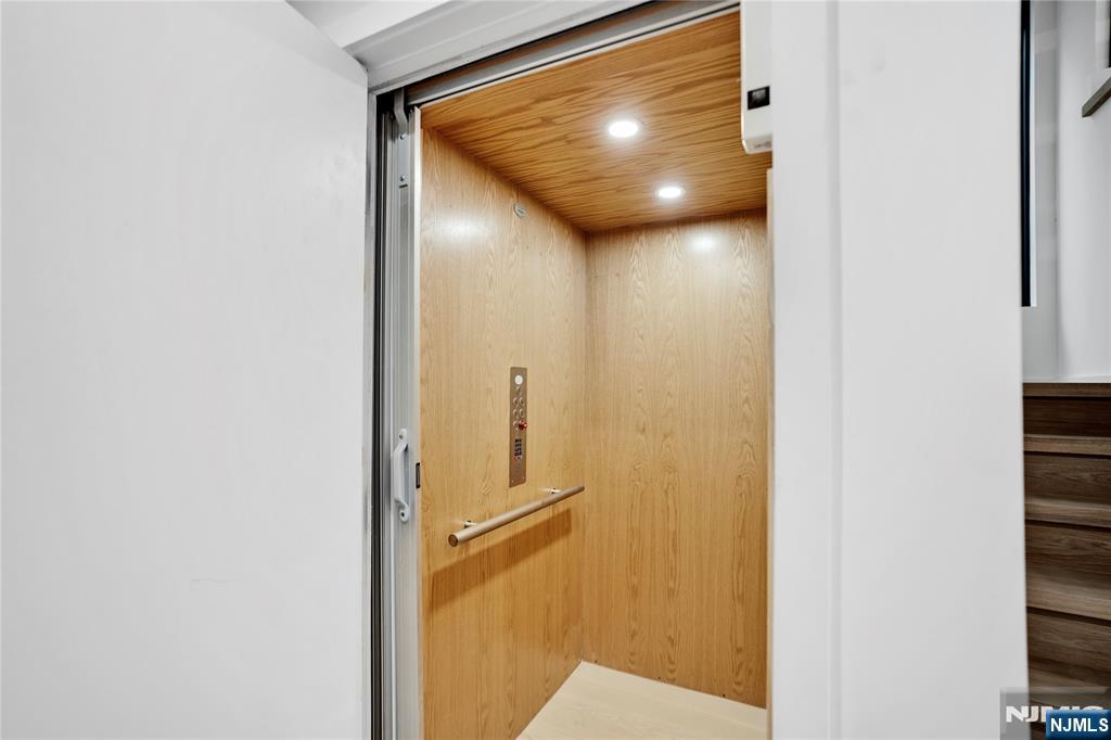 7 Adelaide Place Edgewater, NJ 07020 - Photo 10 of 24 a view of a elevator