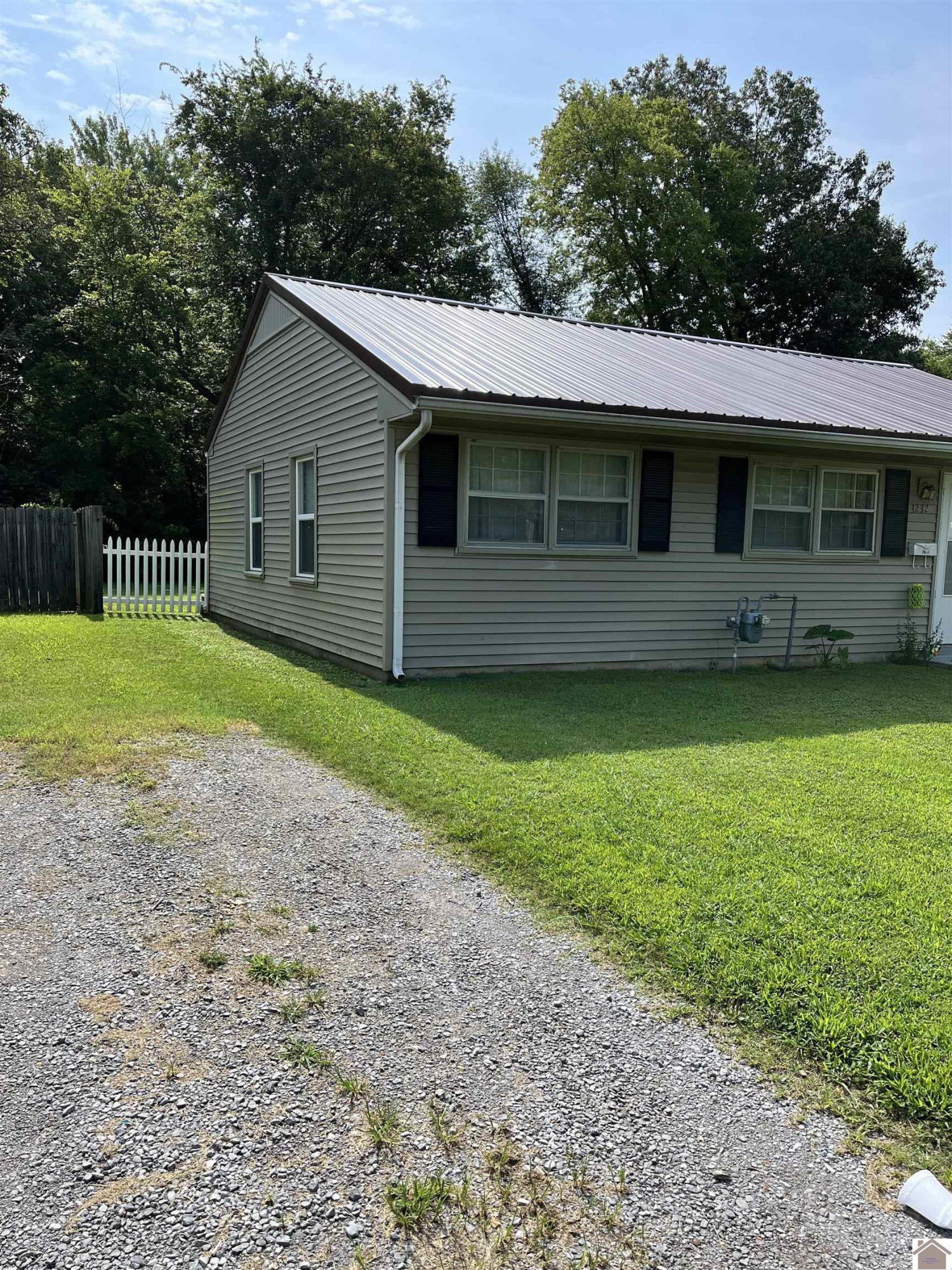 3232 Spring Street Paducah, KY 42001 - Photo 2 of 16 Photo 2