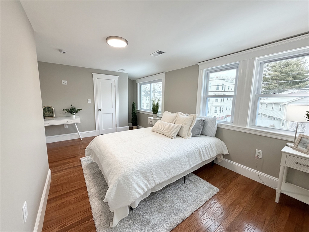 406 Chestnut Street Lynn, MA 01902 - Photo 23 of 38