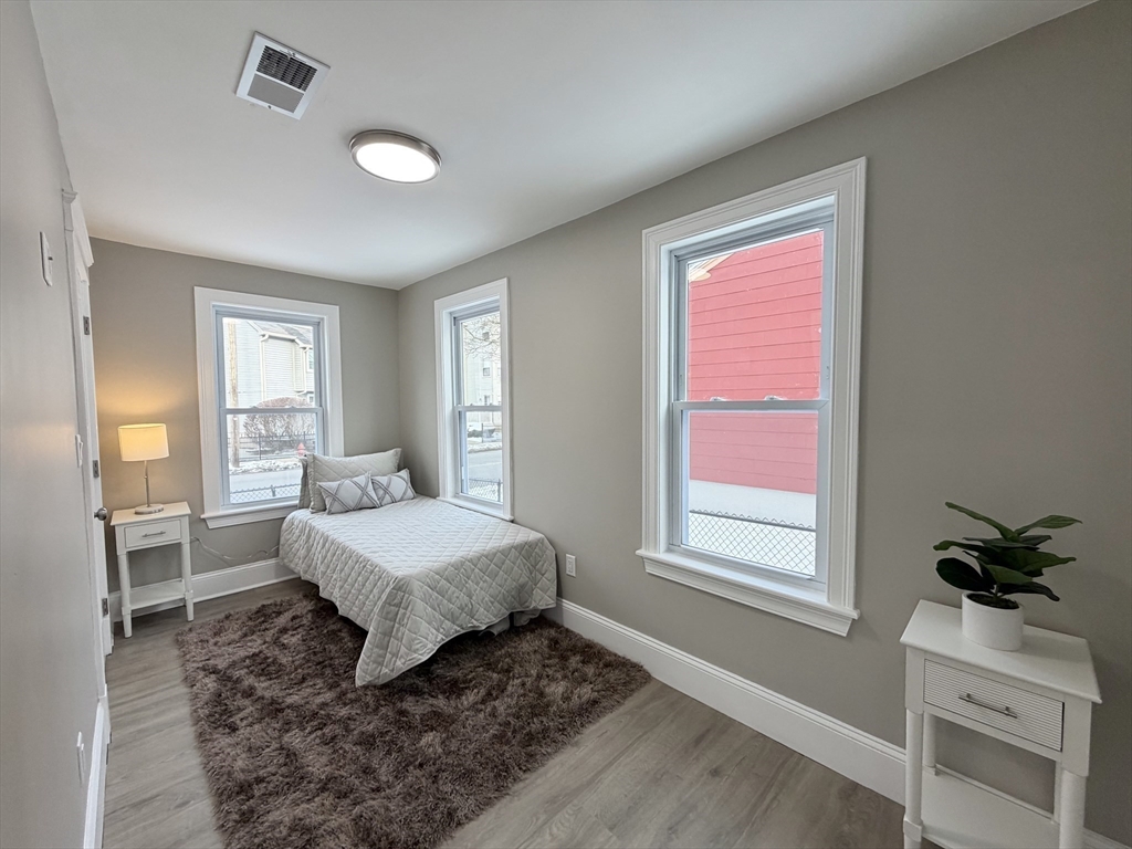 406 Chestnut Street Lynn, MA 01902 - Photo 33 of 38