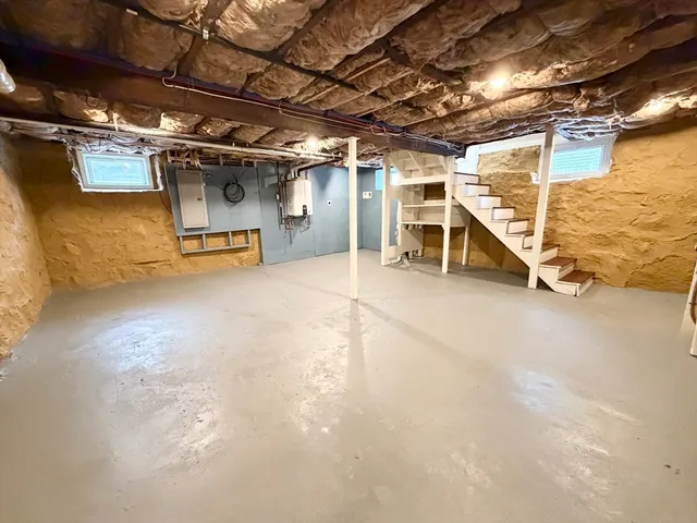 $619,000 | 406 Chestnut Street, Lynn, MA 01902