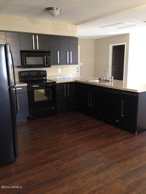 3111 West Ocotillo Road Phoenix, AZ 85017 - Photo 4 of 6 photo 3-10 11