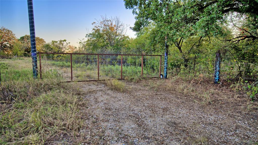 3458 Catholic Cemetery Road Montague, TX 76251 - Photo 9 of 32