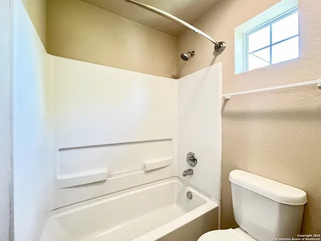 $1,695 | 3522 Copper Rim, San Antonio, TX 78245