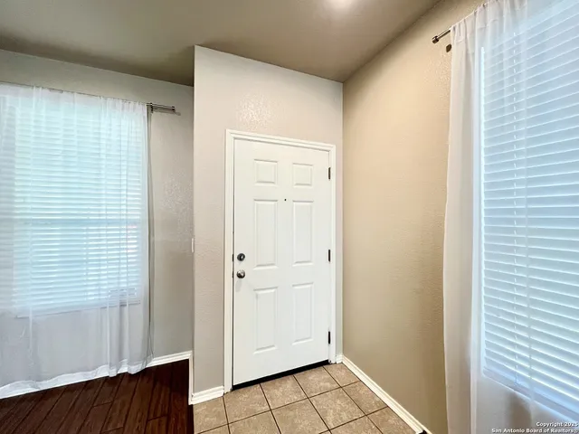 $1,695 | 3522 Copper Rim, San Antonio, TX 78245
