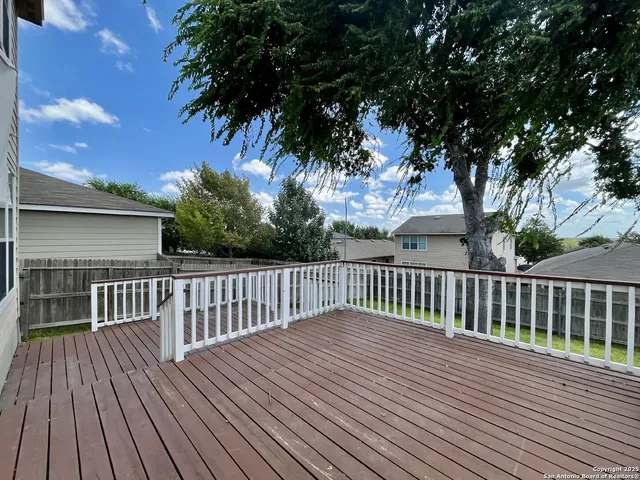 $1,695 | 3522 Copper Rim, San Antonio, TX 78245