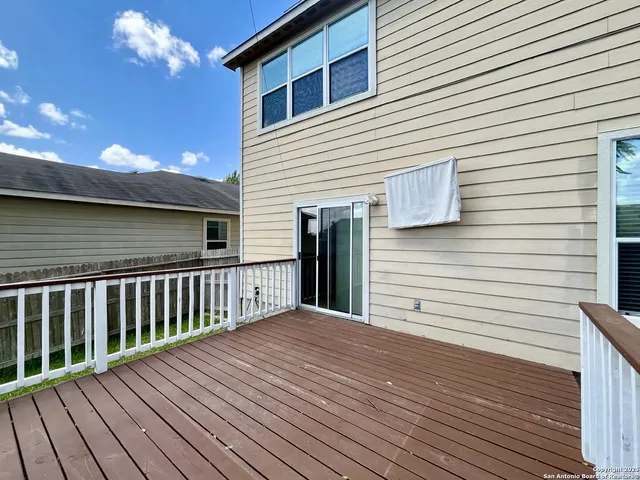 $1,695 | 3522 Copper Rim, San Antonio, TX 78245