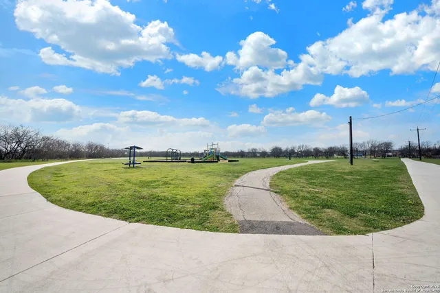 $1,695 | 3522 Copper Rim, San Antonio, TX 78245