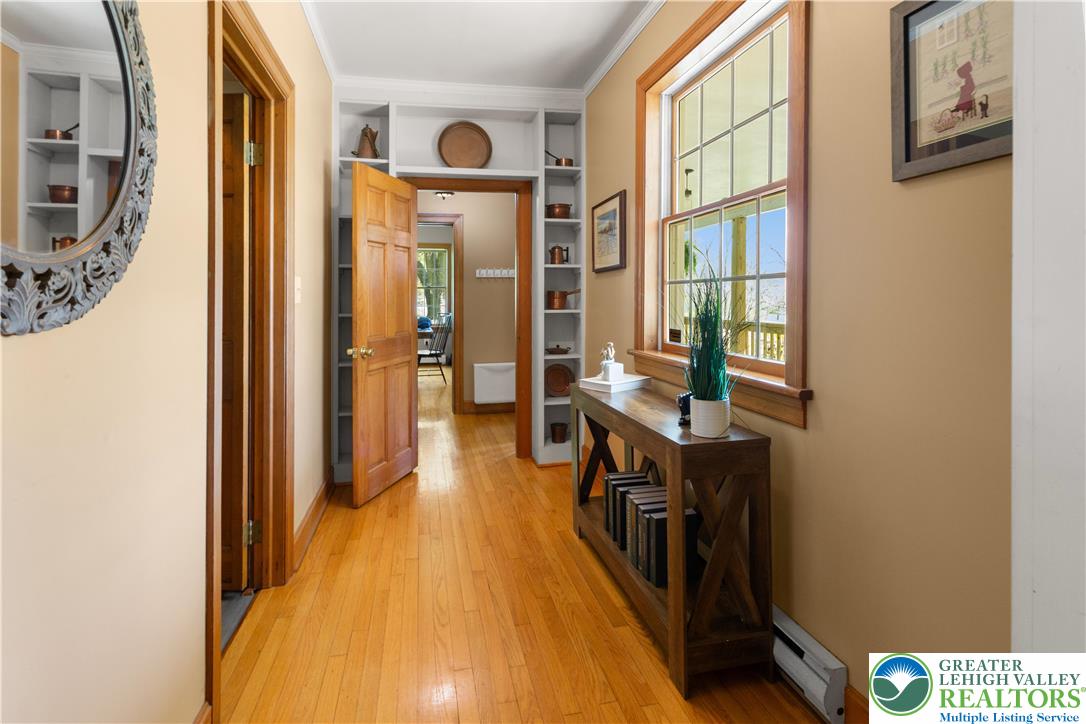 1841 Twin Pine Road Stroudsburg, PA 18360 - Photo 6 of 57