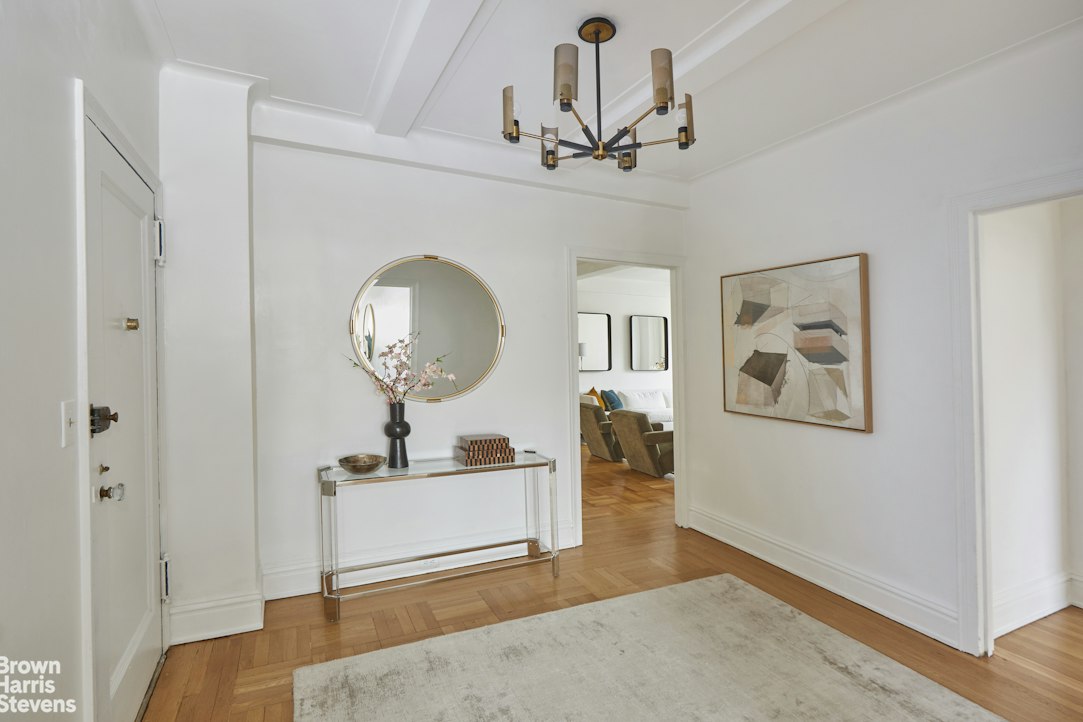 186 Riverside Drive, Unit 9B Manhattan, NY 10024 - Photo 3 of 19 Gallery Image 3