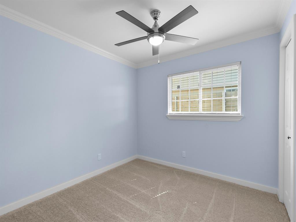 2033 Lymington Road Carrollton, TX 75007 - Photo 27 of 33 Gallery Image 27