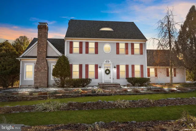 $969,900 | 38 Larsen Road, Ringoes, NJ 08551