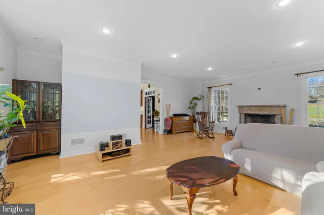 $969,900 | 38 Larsen Road, Ringoes, NJ 08551