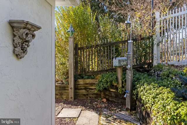 $969,900 | 38 Larsen Road, Ringoes, NJ 08551