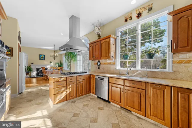 $969,900 | 38 Larsen Road, Ringoes, NJ 08551