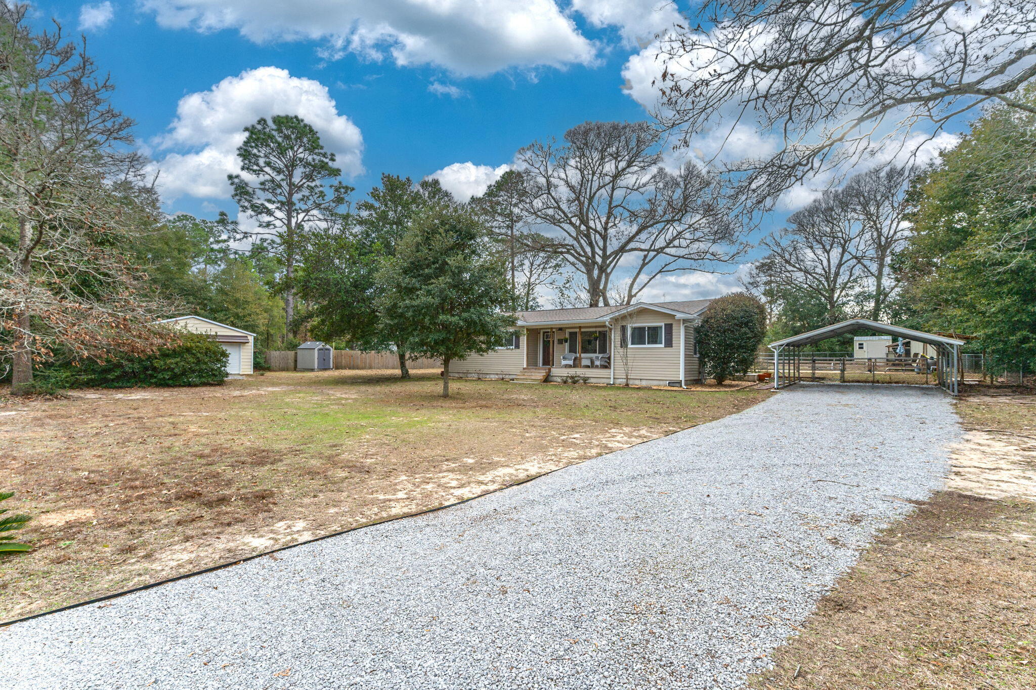 6198 Garden City Road Crestview, FL 32539 - Photo 5 of 38 3-web-or-mls-6198 Garden City Rd Exterio