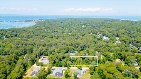 $625,000 | A California Avenue, Oak Bluffs, MA 02557