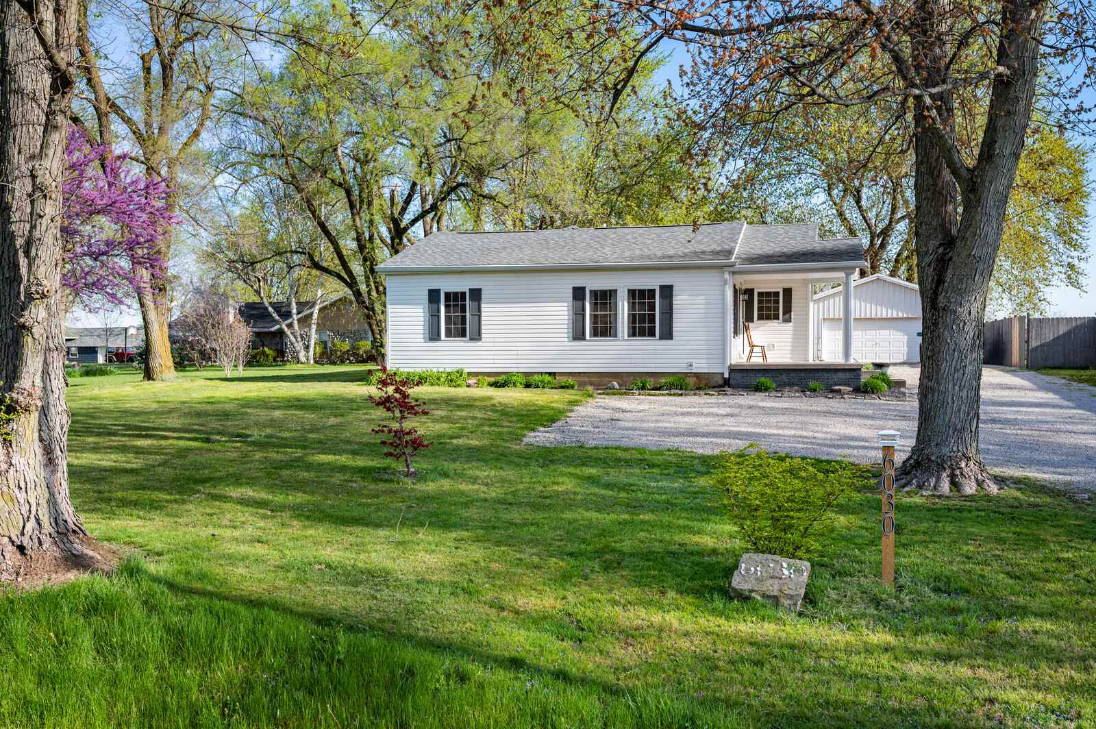 6030 East Inlow Springs Road Muncie, IN 47302 - Photo 3 of 25