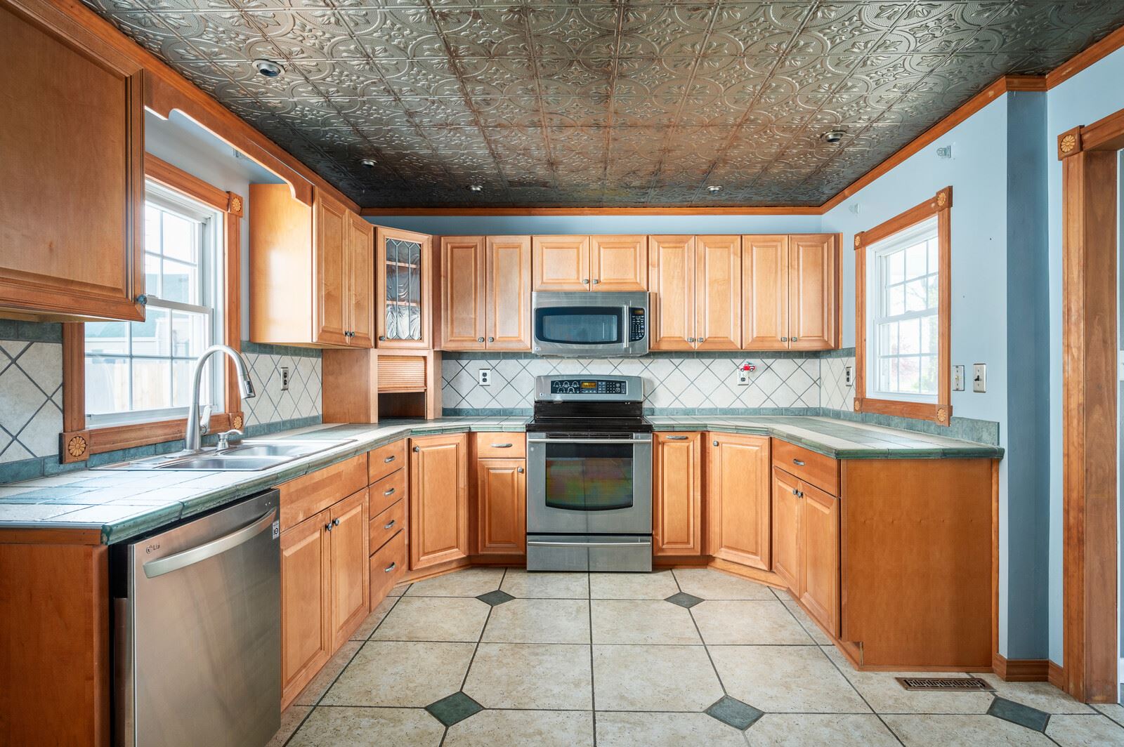 6030 East Inlow Springs Road Muncie, IN 47302 - Photo 9 of 25