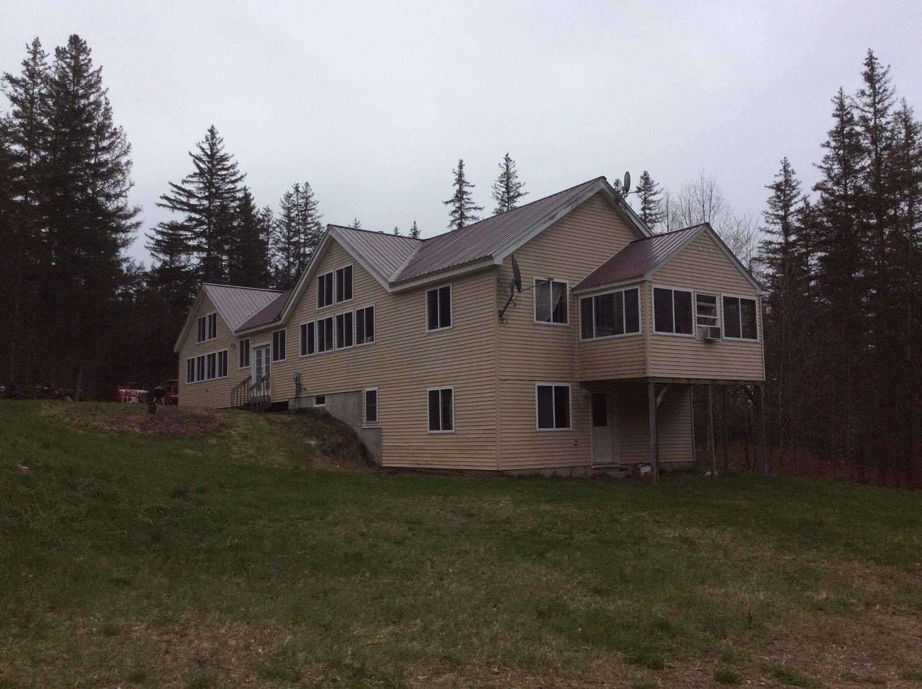 1736 Grimes Road Lyndon, VT 05819 - Photo 10 of 18