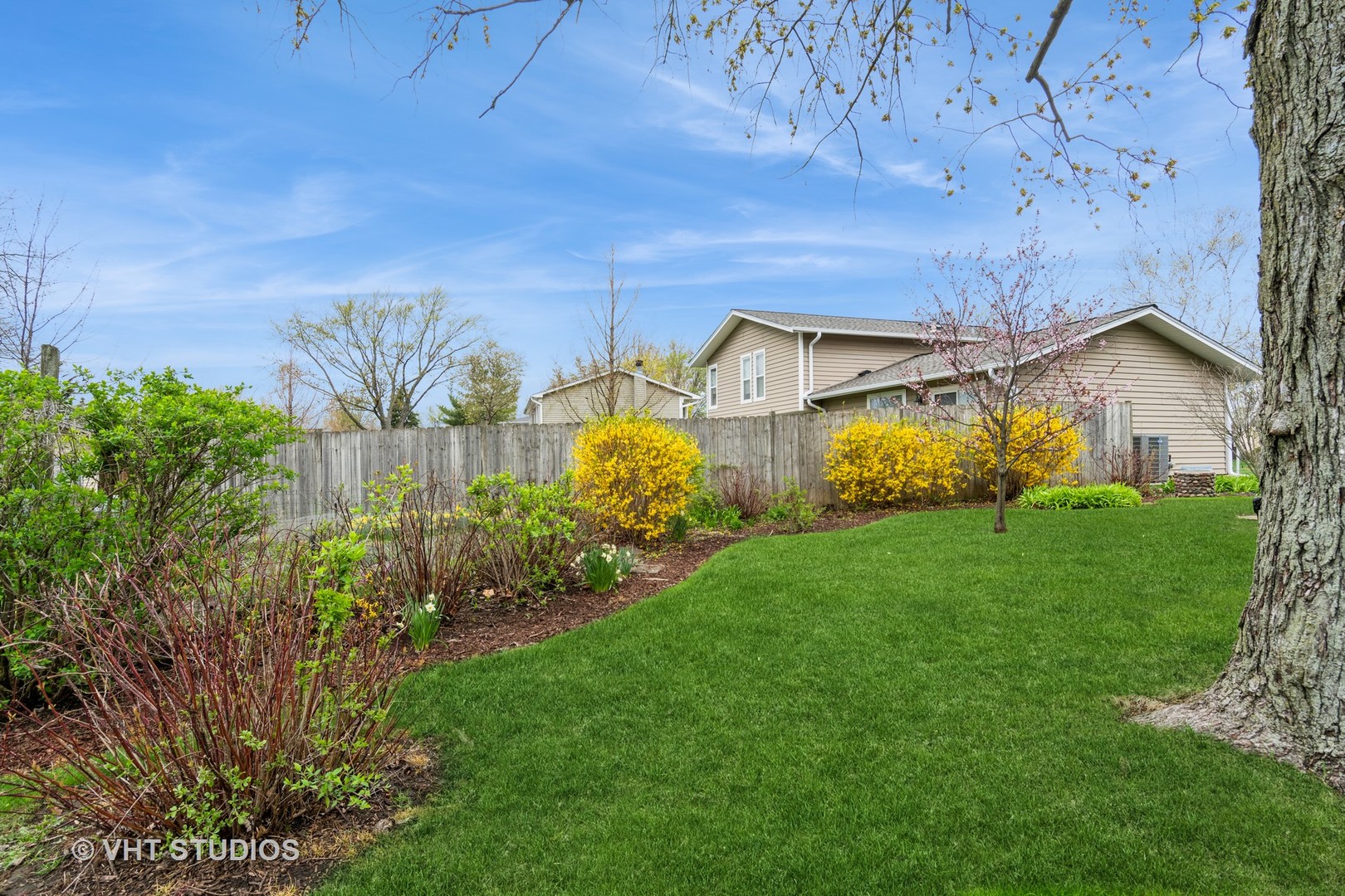 360 Galahad Road Bolingbrook, IL 60440 - Photo 18 of 20 a view of a back yard of the house