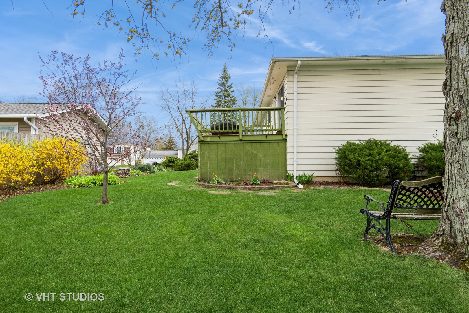 360 Galahad Road Bolingbrook, IL 60440 - Photo 19 of 20 a view of a chair and table in the backyard