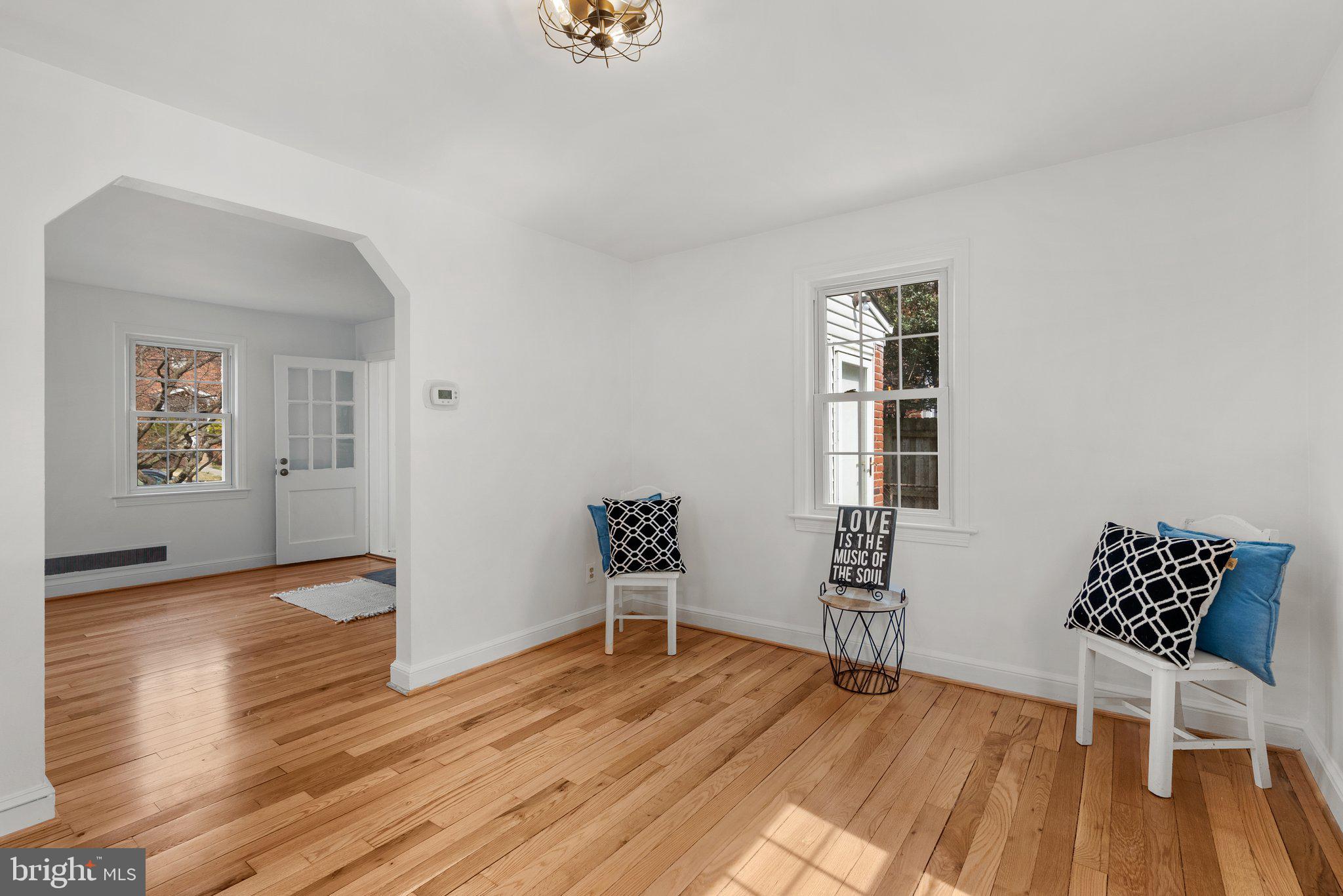 2304 Churchill Road Silver Spring, MD 20902 - Photo 10 of 30 Gallery Image 10