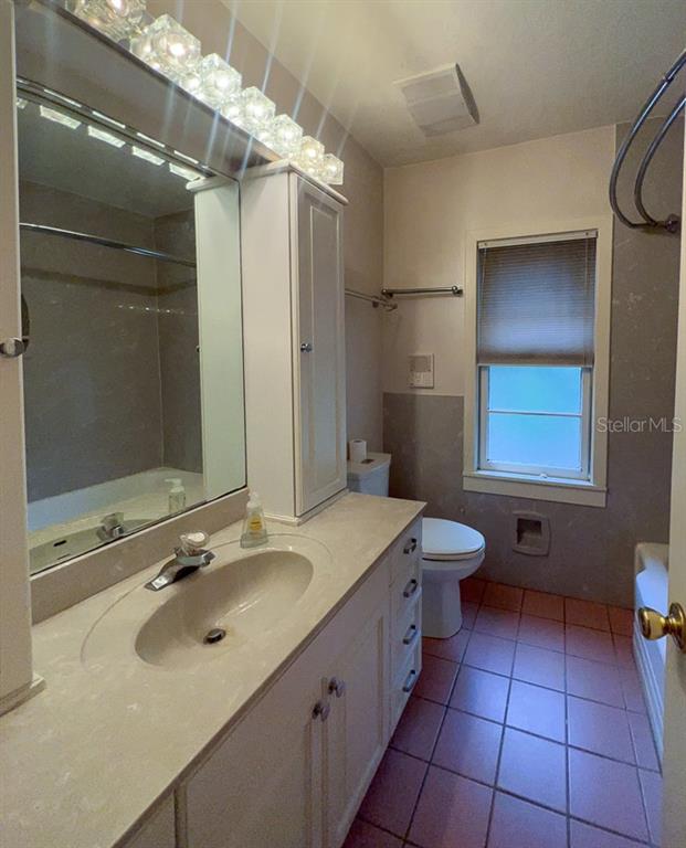 411 Northwest 26th Street Gainesville, FL 32607 - Photo 17 of 35