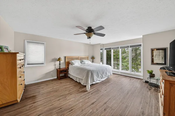 $1,180,000 | 3484 Fox Chase Drive, Bristol, IN 46507