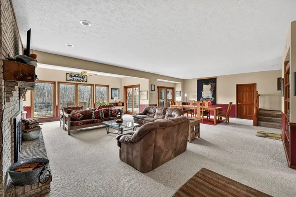 $1,180,000 | 3484 Fox Chase Drive, Bristol, IN 46507