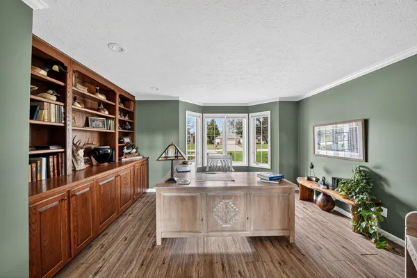 $1,180,000 | 3484 Fox Chase Drive, Bristol, IN 46507