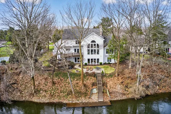 $1,180,000 | 3484 Fox Chase Drive, Bristol, IN 46507