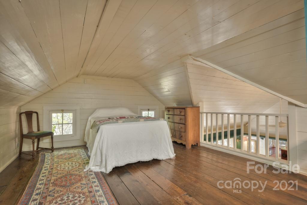 315 North Campbell Road Landrum, SC 29356 - Photo 26 of 40 a view of livingroom with furniture and wooden floor
