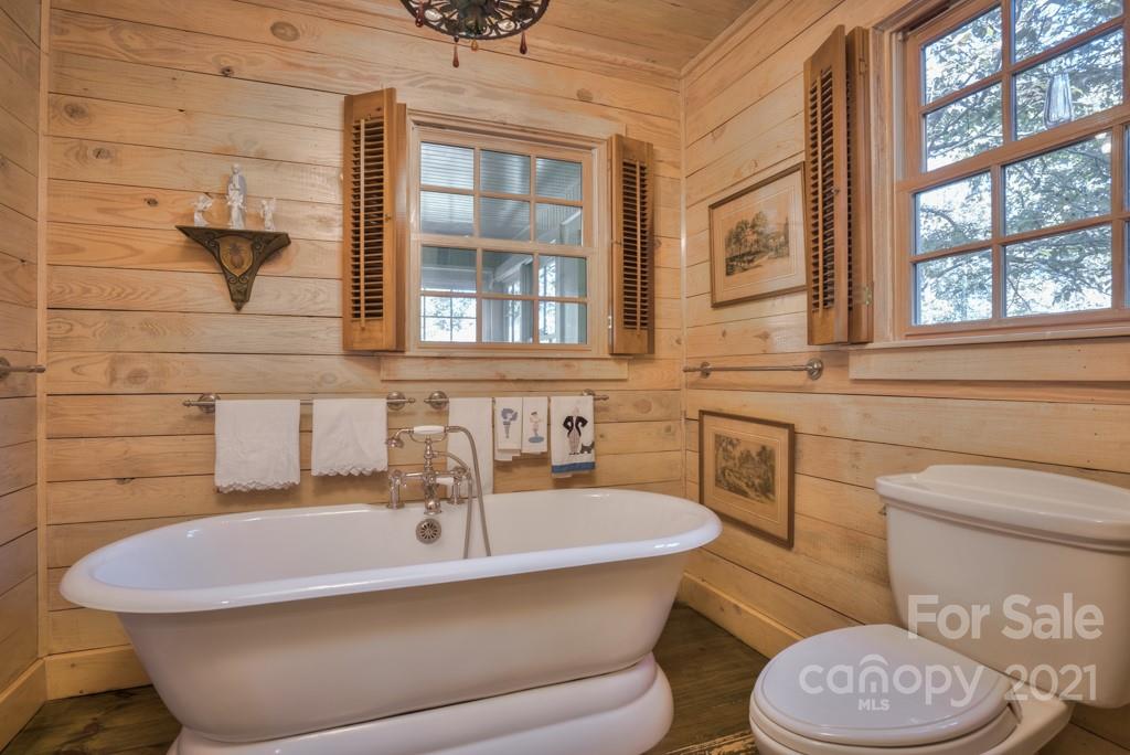 315 North Campbell Road Landrum, SC 29356 - Photo 35 of 40 a bathroom with a sink and a toilet