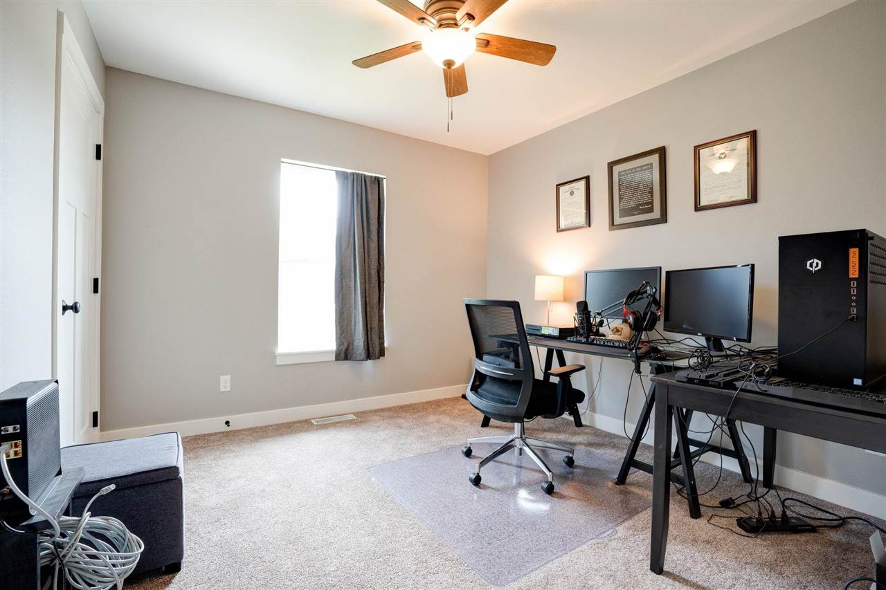6725 J Street Southwest Cedar Rapids, IA 52404 - Photo 24 of 33 Gallery Image 24