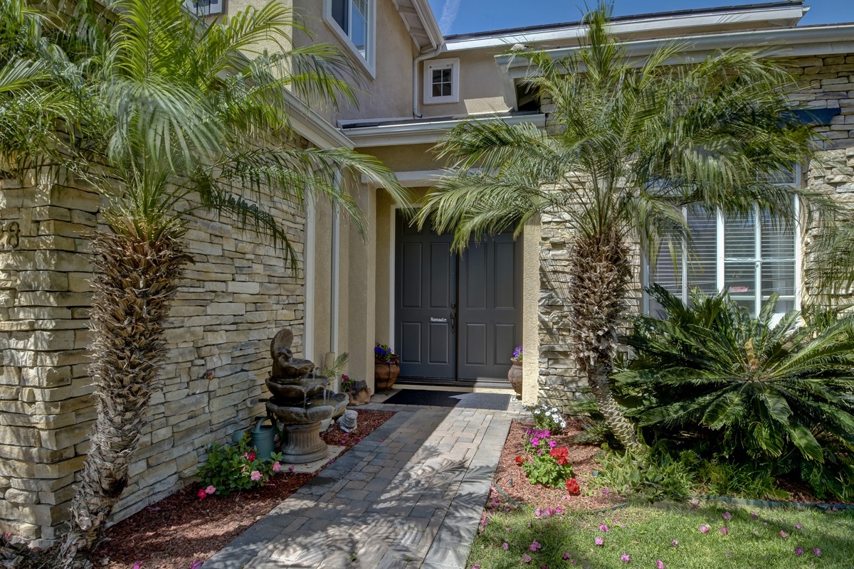 528 Park Lane Encinitas, CA 92024 - Photo 2 of 25