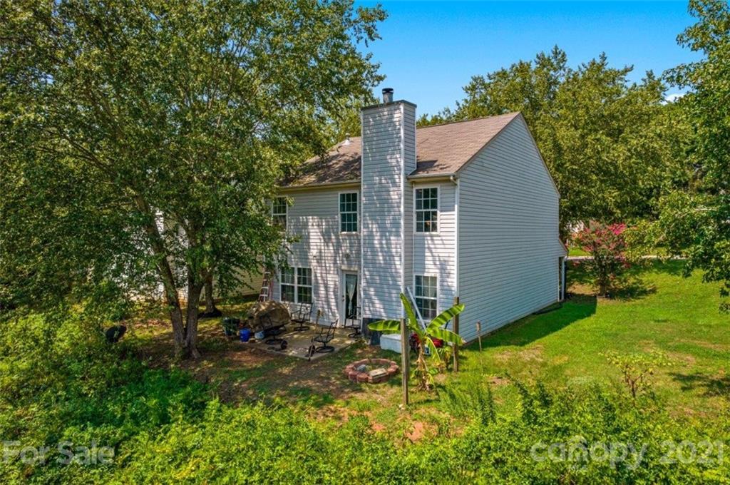1278 Winding Path Road Clover, SC 29710 - Photo 4 of 27 Gallery Image 4