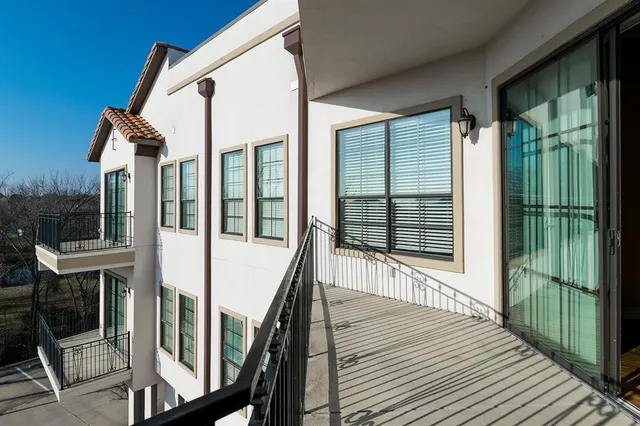 $2,992 | 5232 Colleyville Boulevard, Unit 212, Colleyville, TX 76034