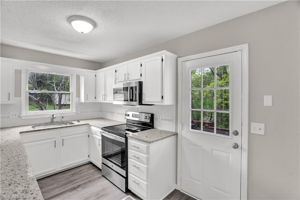 3920 Laurel Grove Road Winston-Salem, NC 27127 - Photo 7 of 24 Gallery Image 7