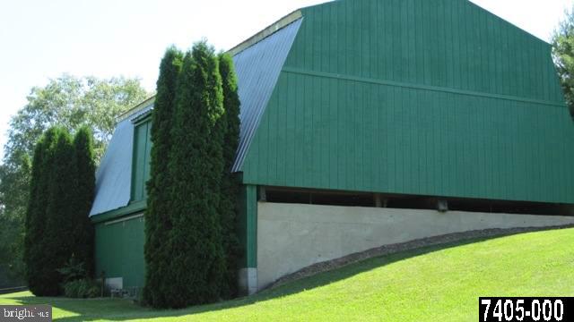 7640 Simpson Road Glen Rock, PA 17327 - Photo 17 of 25
