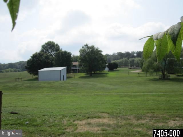 7640 Simpson Road Glen Rock, PA 17327 - Photo 23 of 25