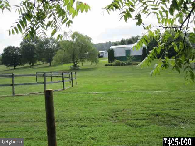 7640 Simpson Road Glen Rock, PA 17327 - Photo 24 of 25