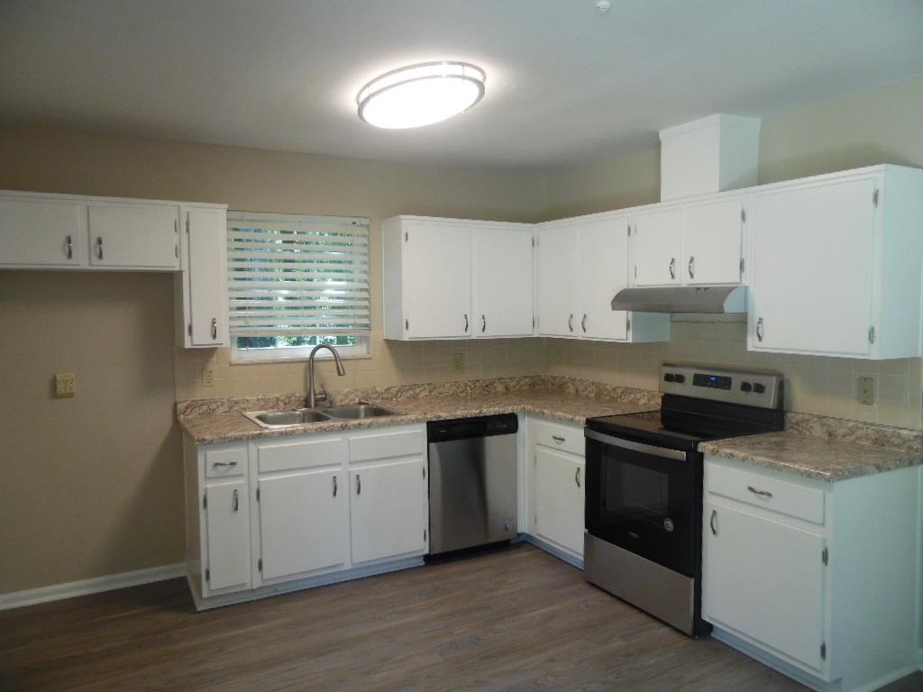 4613 Shelfer Road Tallahassee, FL 32305 - Photo 3 of 26 Gallery Image 3