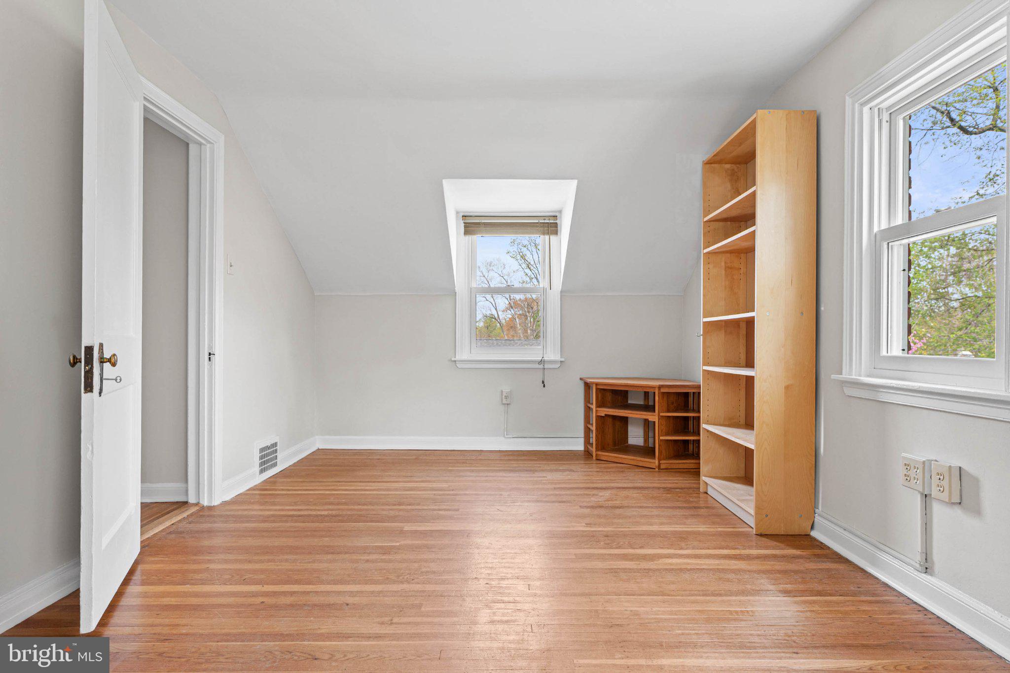 201 Glendalough Road Erdenheim, PA 19038 - Photo 23 of 50 Bright, airy room with natural light.