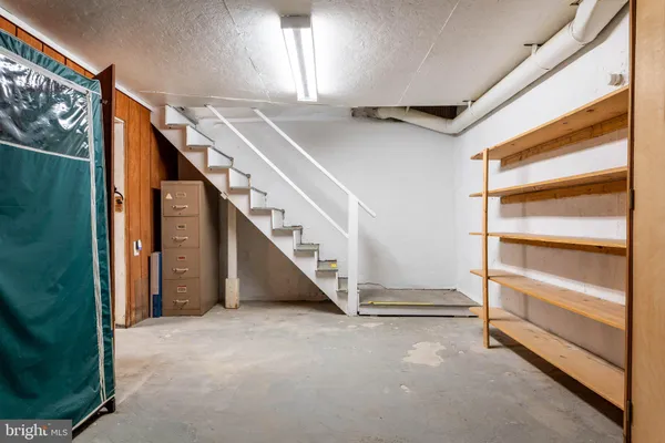 a view of an entryway