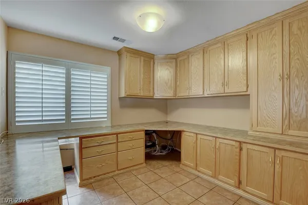 $3,195 | 8517 West Gilmore Avenue, Las Vegas, NV 89129