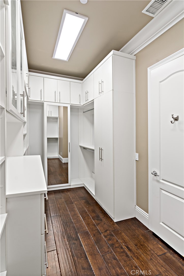 689 Crystal Mountain Circle Riverside, CA 92506 - Photo 34 of 74 Primary Bedroom - Closet