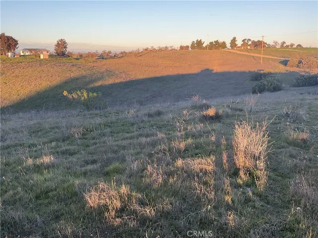 $300,000 | 13 Sunburst Road, Paso Robles, CA 93446
