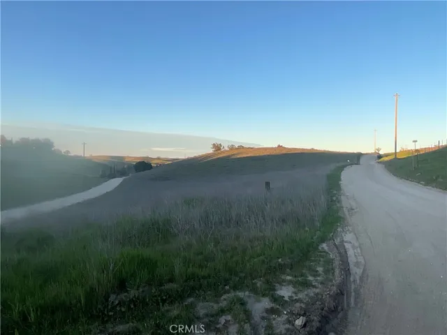 $300,000 | 13 Sunburst Road, Paso Robles, CA 93446